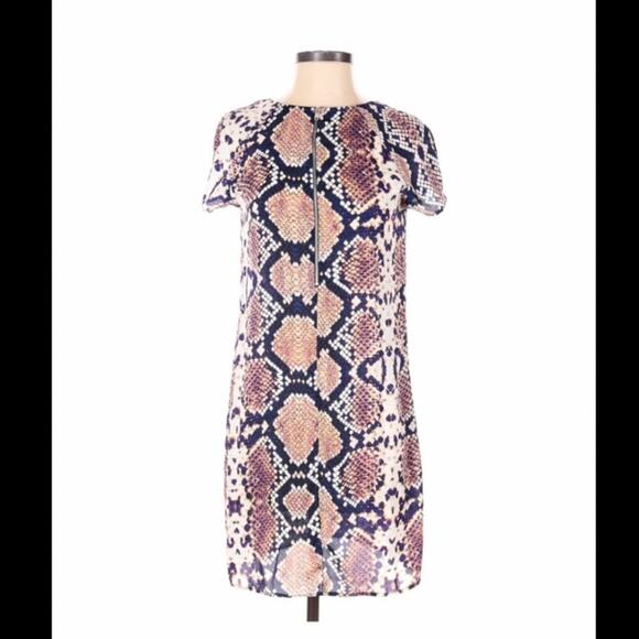 Eight Sixty snakeskin print short sleeved shift dress, size small - Picture 3 of 12